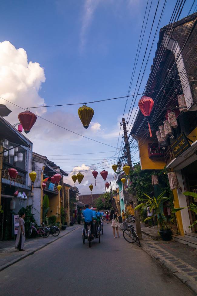 호이안(Hội An 會安) - 등이 있는 풍경 01