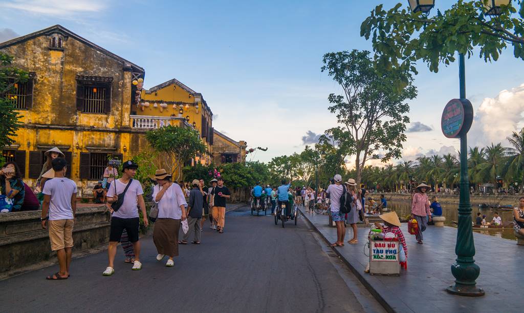 호이안(Hội An 會安) - 거리에서 사람들 03