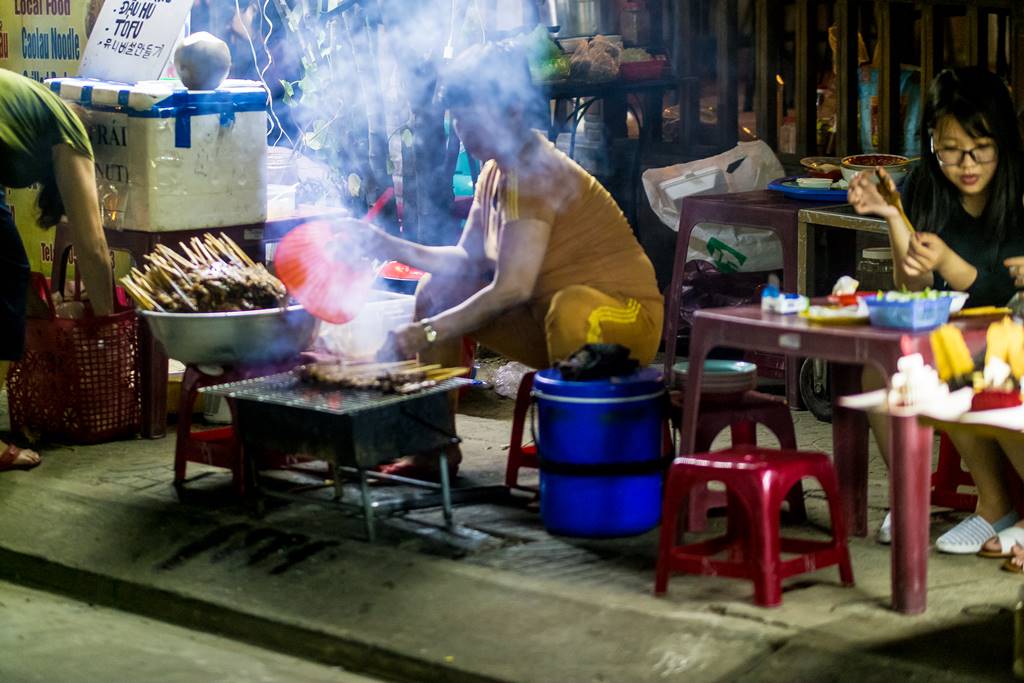 호이안 야시장 노점 03