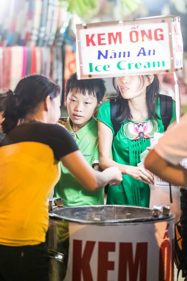 호이안 야시장 노점 05