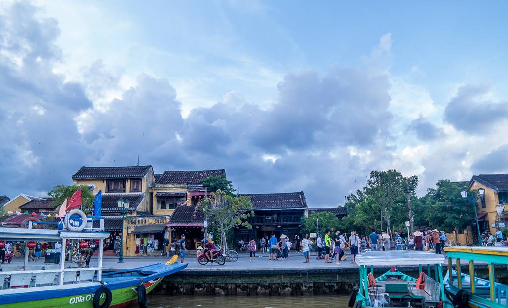 호이안 투몬강 풍경