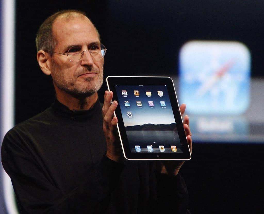 스티브 잡스가 최초 아이패드를 소개하고 있다 Steve Jobs first original iPad