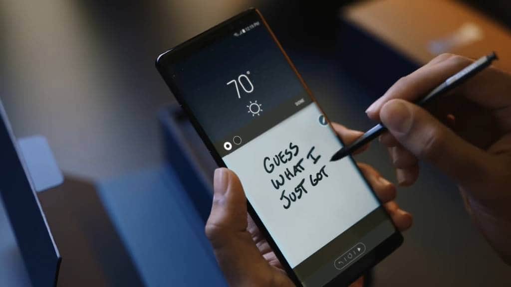 아이폰을 비웃는 갤럭시노트8 광고 Samsung Galaxy Growing Up.mp4_20171108_001637.779