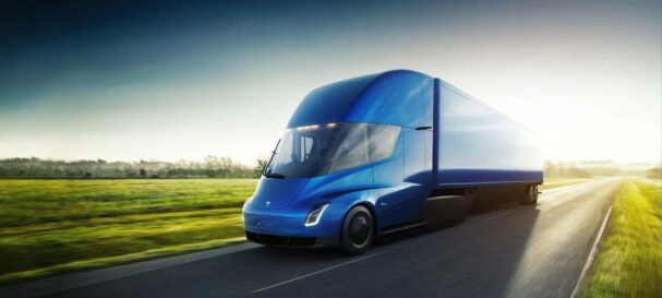 테슬라 자율주행 트럭 테슬라 세미 전면+옆면 이미지 Tesla Semi Semi_Front & side Profile.