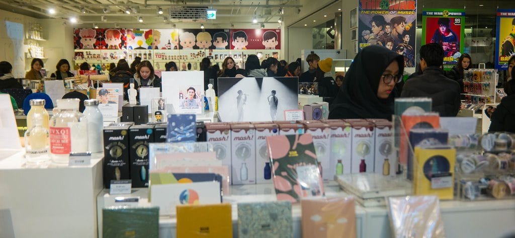 서울 코엑스 SM Town 풍경-0946