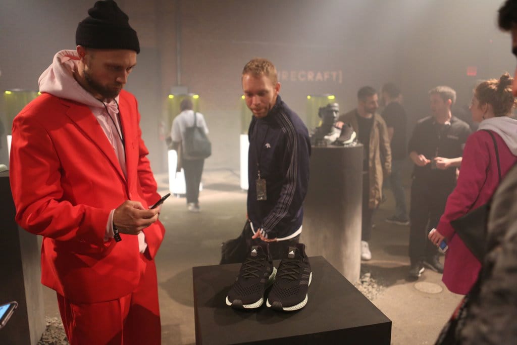 아디다스 스포츠화 Adidas’ Futurecraft 4D, a sneaker with a 3D-printed midsole and one way Adidas is planning for the future phpto by Reuters Joe Penney