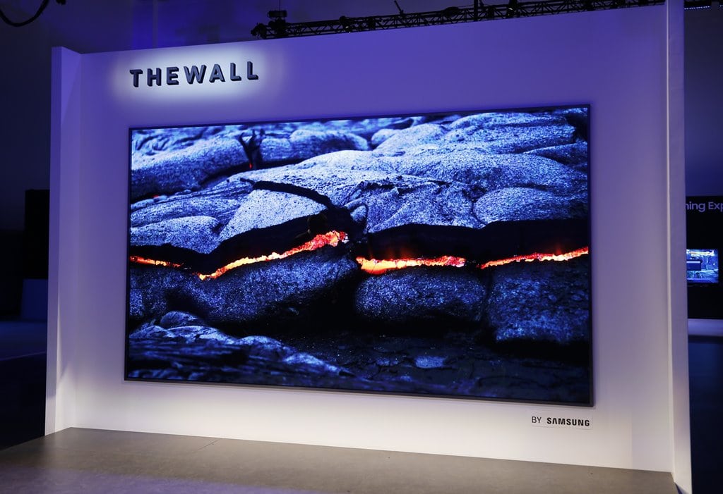 CES 2018에서 삼성이 발표한 마이크로 LED TV The Wall