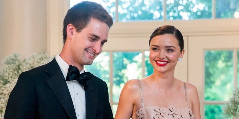 스냅쳇 CEO 에반 스피겔(Evan Spiegel)과 미란다 커(miranda ker) Snapchet CEO Evan Spiegel & Supermodel Miranda Kerr