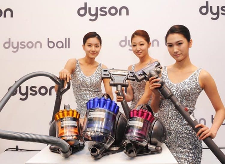 다이슨은 어떻게 아시아 시장을 휩쓸고 있는가? 중국에서 인도네시아까지 다이슨의 놀라운 성과를 살펴보다 10 2012년 한국에 소개된 다이슨 볼(ball)청소기 DC36 DC37