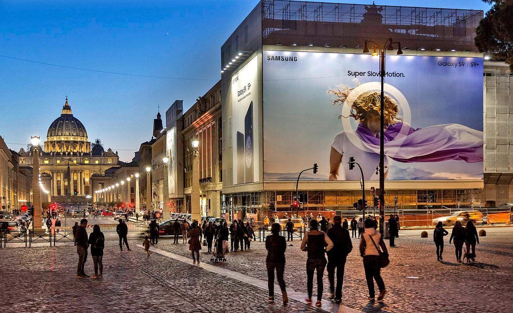 삼성 스마트폰 갤럭시 S9 옥와광고(OOH) 이탈리아 로마 천사의 성(Castel Sant' Angelo) 01