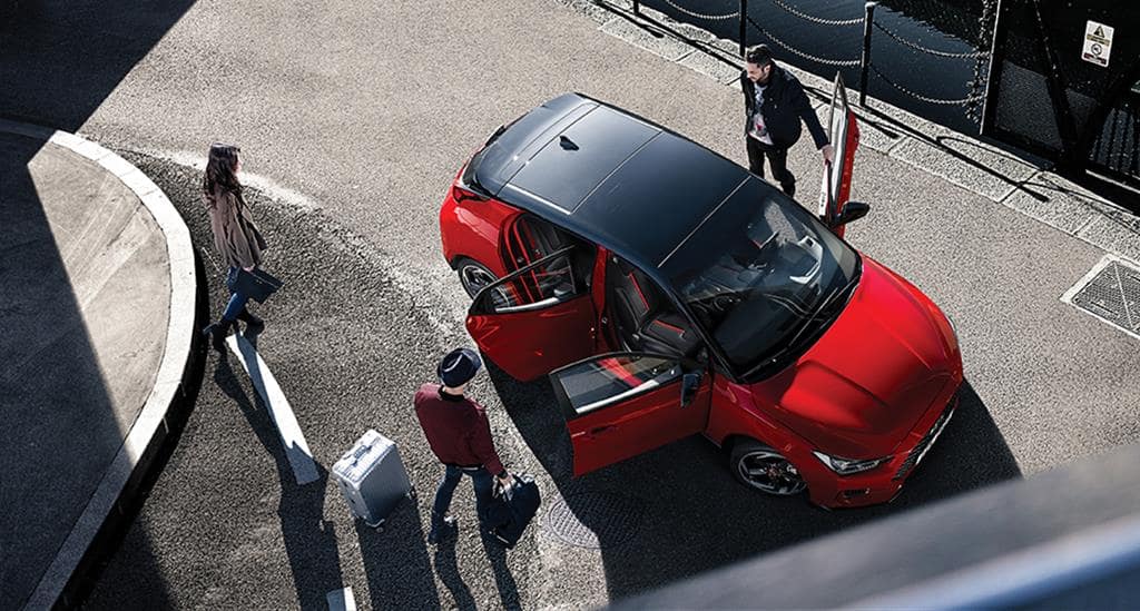 현대자동차 벨로스터 가솔린 1.6 스포츠 코어(이그나이트 플레임 팬텀 블랙 루트 veloster gasoline turbo sports core ignat flame & phantom black loop