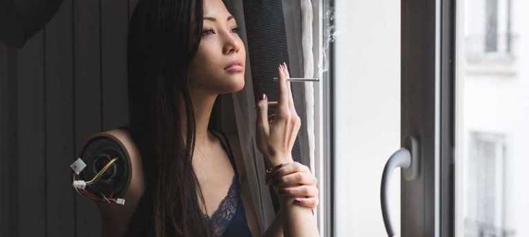 사이보그 일상을 담는 사진가, niko photographisme 사진전 ‘the robot next door’