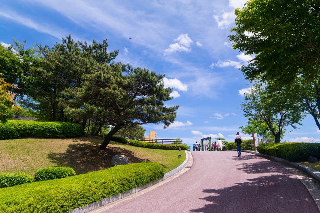 이효석문학관_문학관 매표소에서 문학관으로 올라가는 길-6067