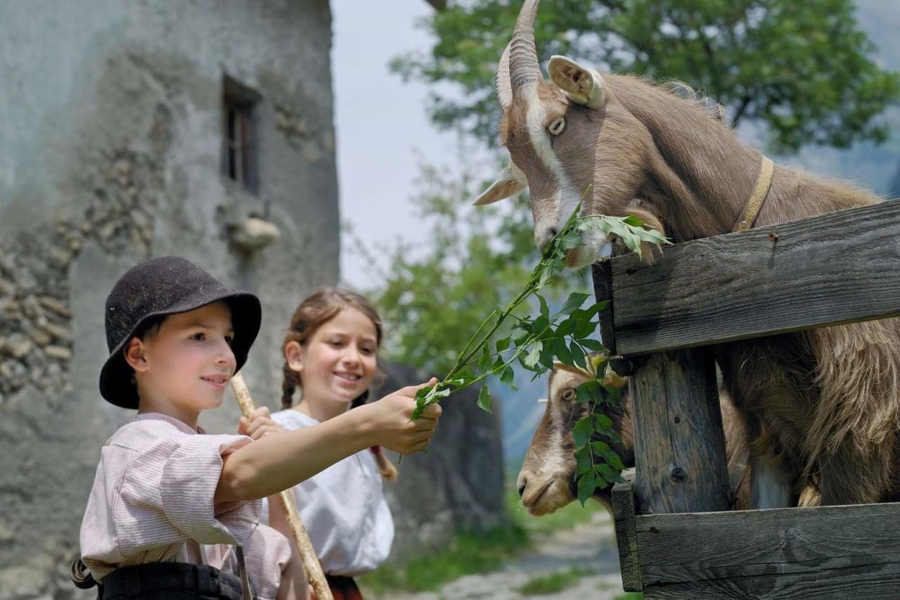 소설속 알프스 소녀 하이디 마을을 현실로 만든 스위스 마이엔펠트(Maienfeld)의 관광 마케팅 2