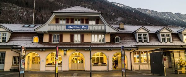 [스위스 자동차여행] 인터라켄 동역(Interlaken Ost)에 주차하기 1