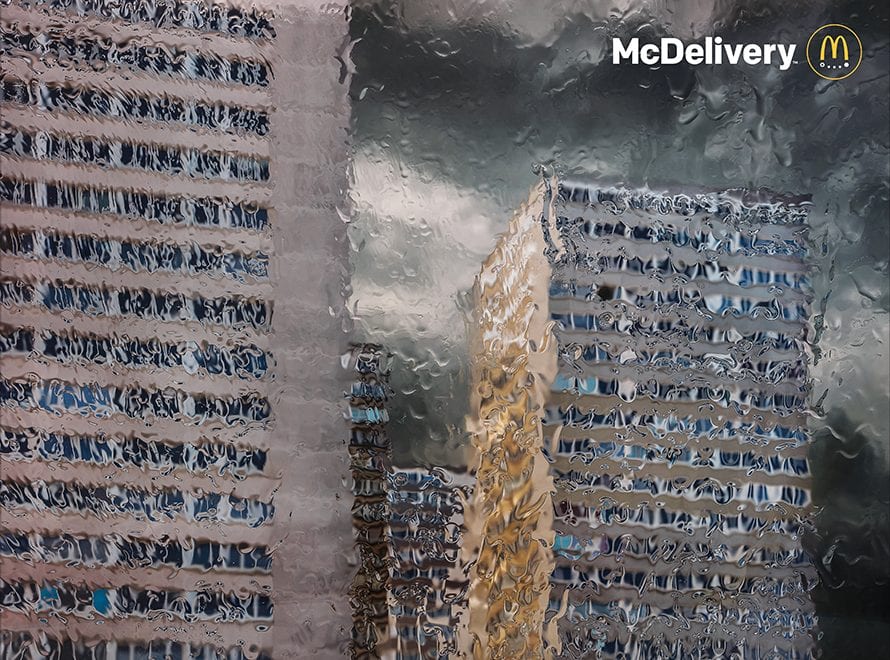 맥도날드 프랑스의 예술감 넘치는 맥딜러버리 광고 04, McDonald’s France Created Lovely, Impressionistic Ads About Days That Call for Delivery, mcdelivery-2019, Image - McDonald