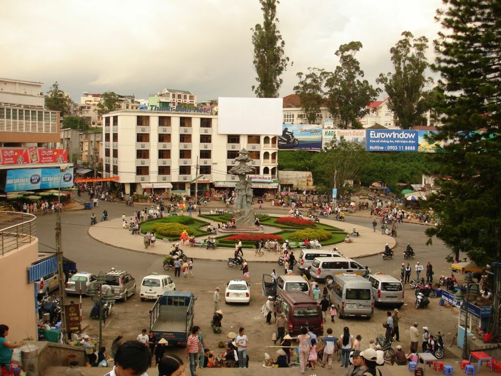 베트남 달랏 광장, Image by HopeTom