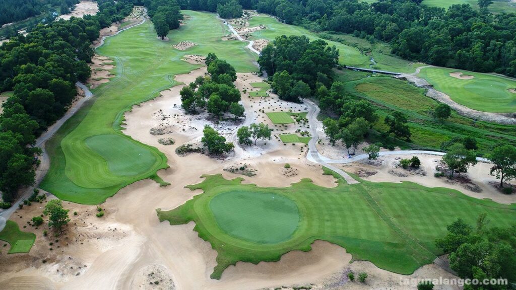 라구나 랑코 골프클럽(Laguna Lang Co Golf Club) 풍경 Laguna-Golf-Lang-Co-Best-Golf-Resort-Asia-14