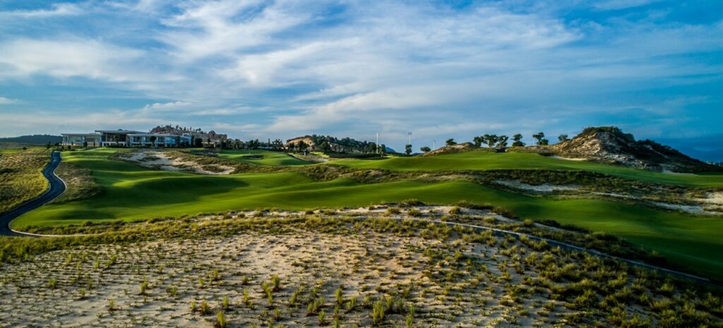 베트남 나트랑_KN 골프 링크스 깜란(Nha Trang KN GOLF LINKS Cam Ranh) career-banner