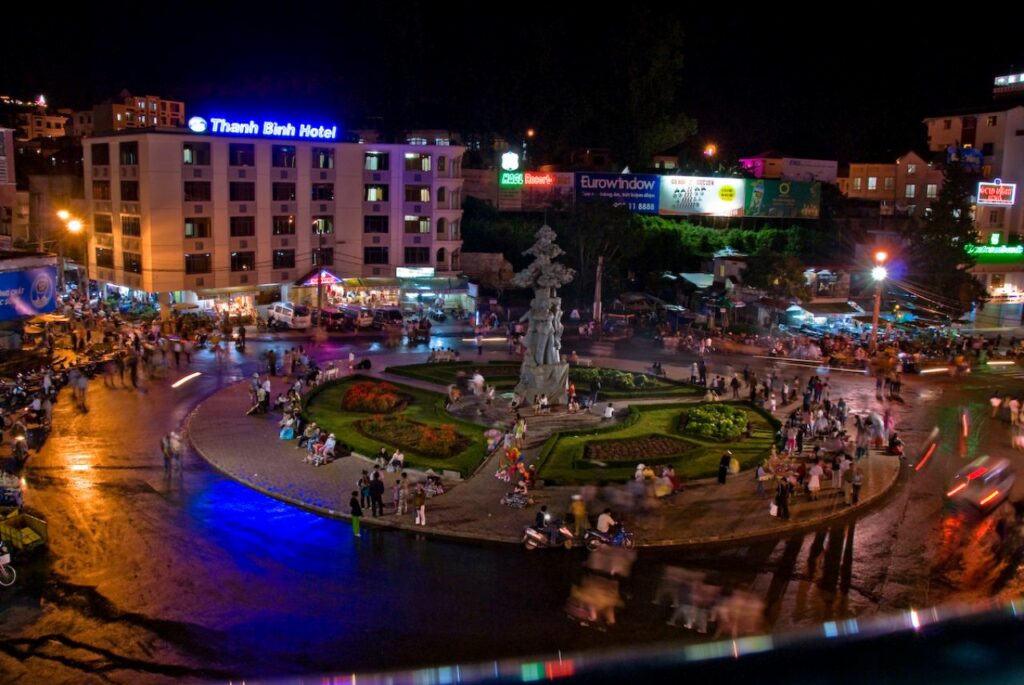 베트남 달랏의 밤 풍경, Image by groucho