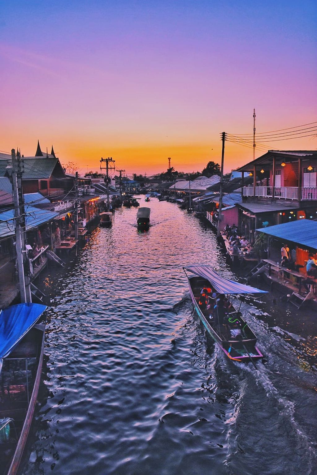 태국 암파와 수상 시장(Amphawa Floating Market) 석양 풍경, phptp by oiqsels,com
