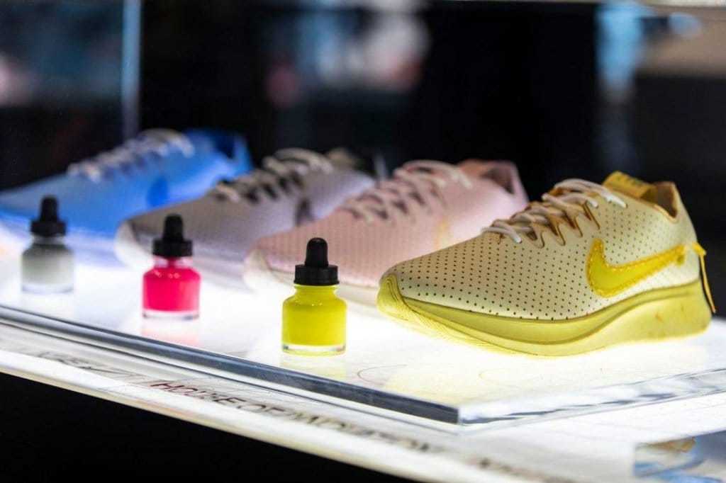 뉴욕 5번가에 있는 나이키 플래그쉽 스토어, Nike NYC's customization opportunities get put on display, Imag from Nike