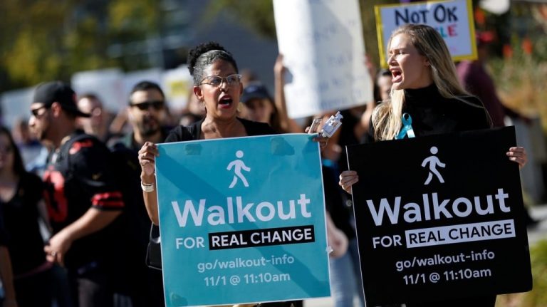 직원 행동주의의 일환으로 구글 직원들의 워크아웃, Google Walkout, Photo by REUTERS, STEPHEN LAM