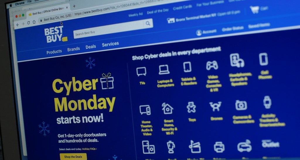 베스트바이 사이버먼데이 광고, Best Buy Cyber Monday ads