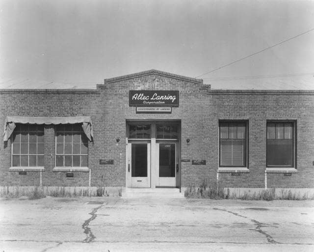 알텍 란싱 사옥, 6900 McKinley Ave. Under Altec Lansing Ownership, Image from Harman Internation