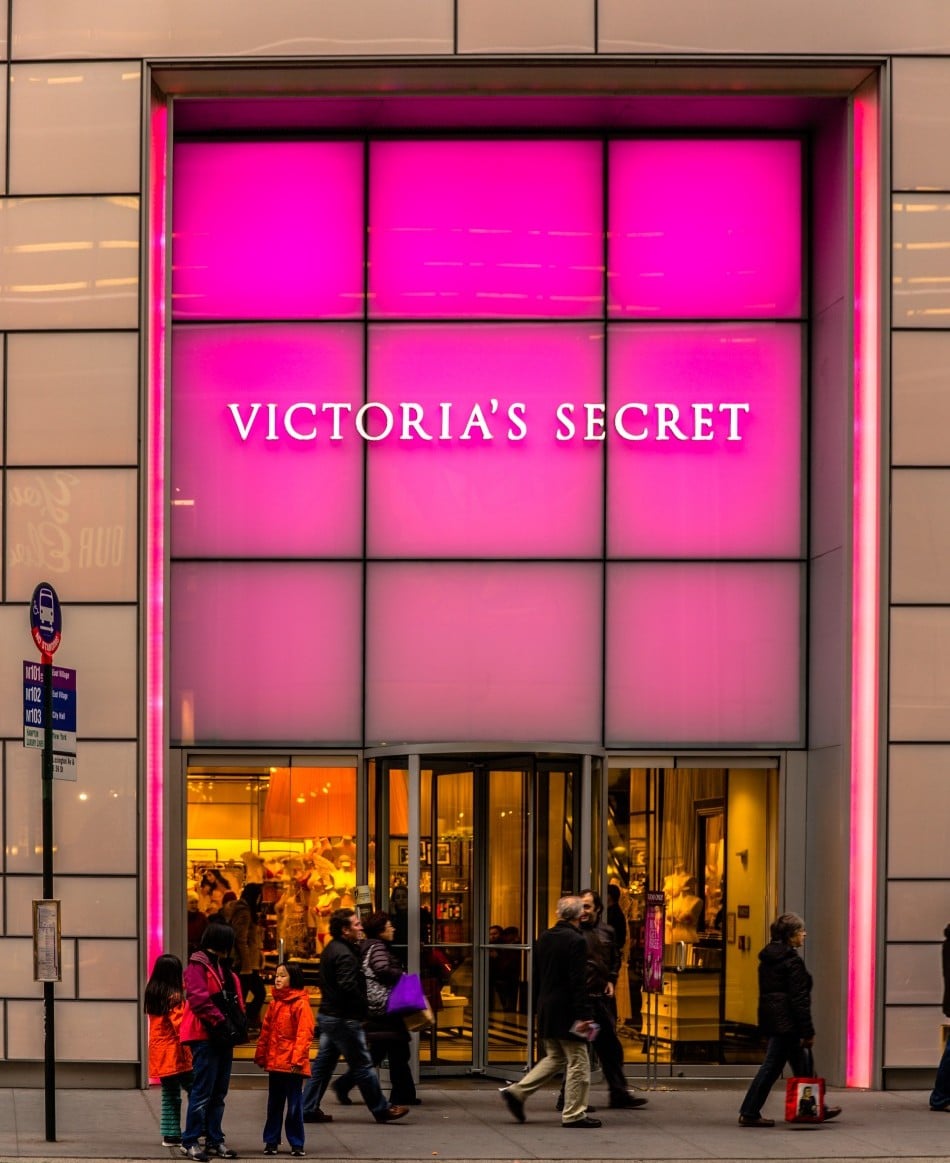 빅토리아 시크릿 매장, Victoria's Secret Store 9,722 Lexington Ave, New York, NY USA, Image from Wikimedia