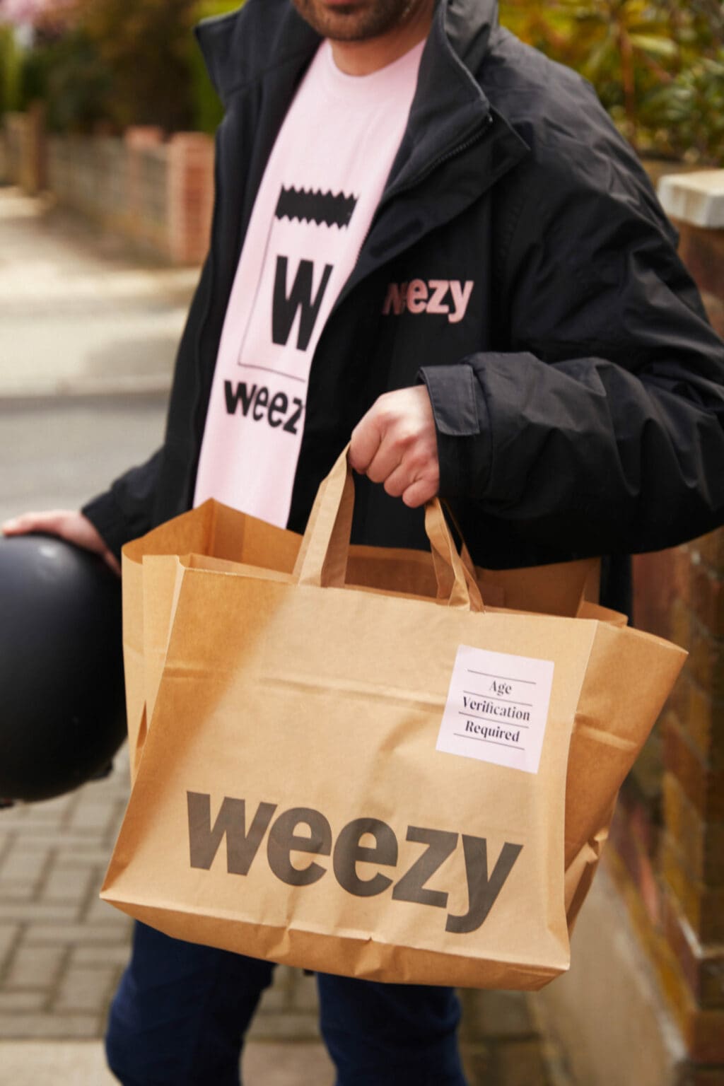 뒤쳐진 유럽에서 부는 퀵커머스 열풍, 10분 배송을 향한한 유럽 퀵커머스 스타트업들 12 뒤쳐진 유럽에서 부는 퀵커머스 열풍, 10분 배송을 향한한 유럽 퀵커머스 스타트업들 2