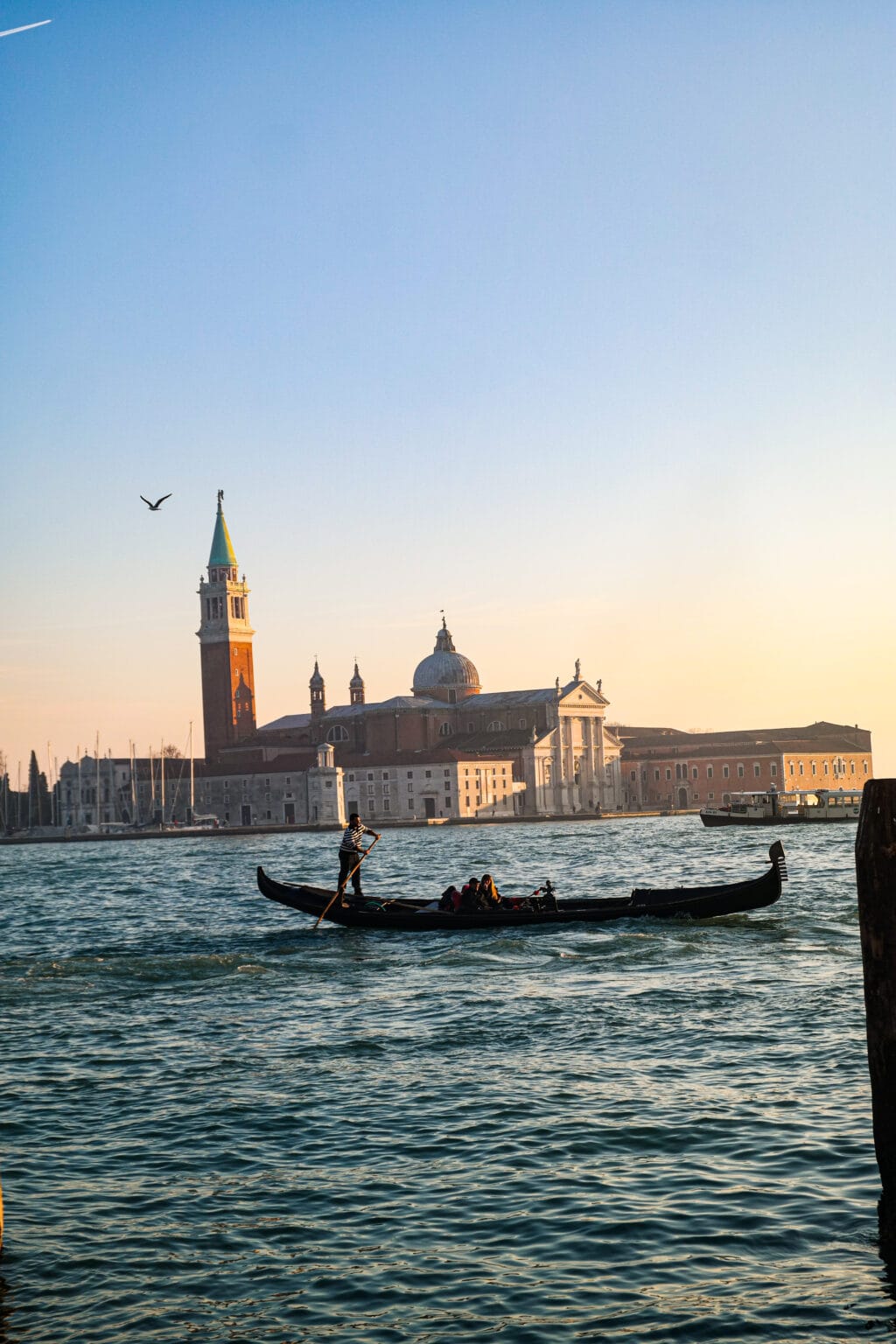건강상 이유로 콘텐츠 업뎃이 중단되고 있습니다. 7