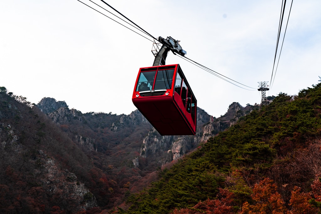 대둔산 가을 풍경, 내려오는 대둔산 케이블카에서 담아본 대둔산 케이블카와 대둔산 단풍 풍경,