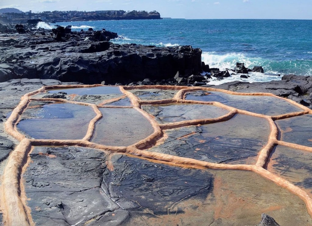 제주 출사 여행을 위한 아름다운 제주 여행지 42 제주 구암리 돌염전, Photo from visitjeju.net