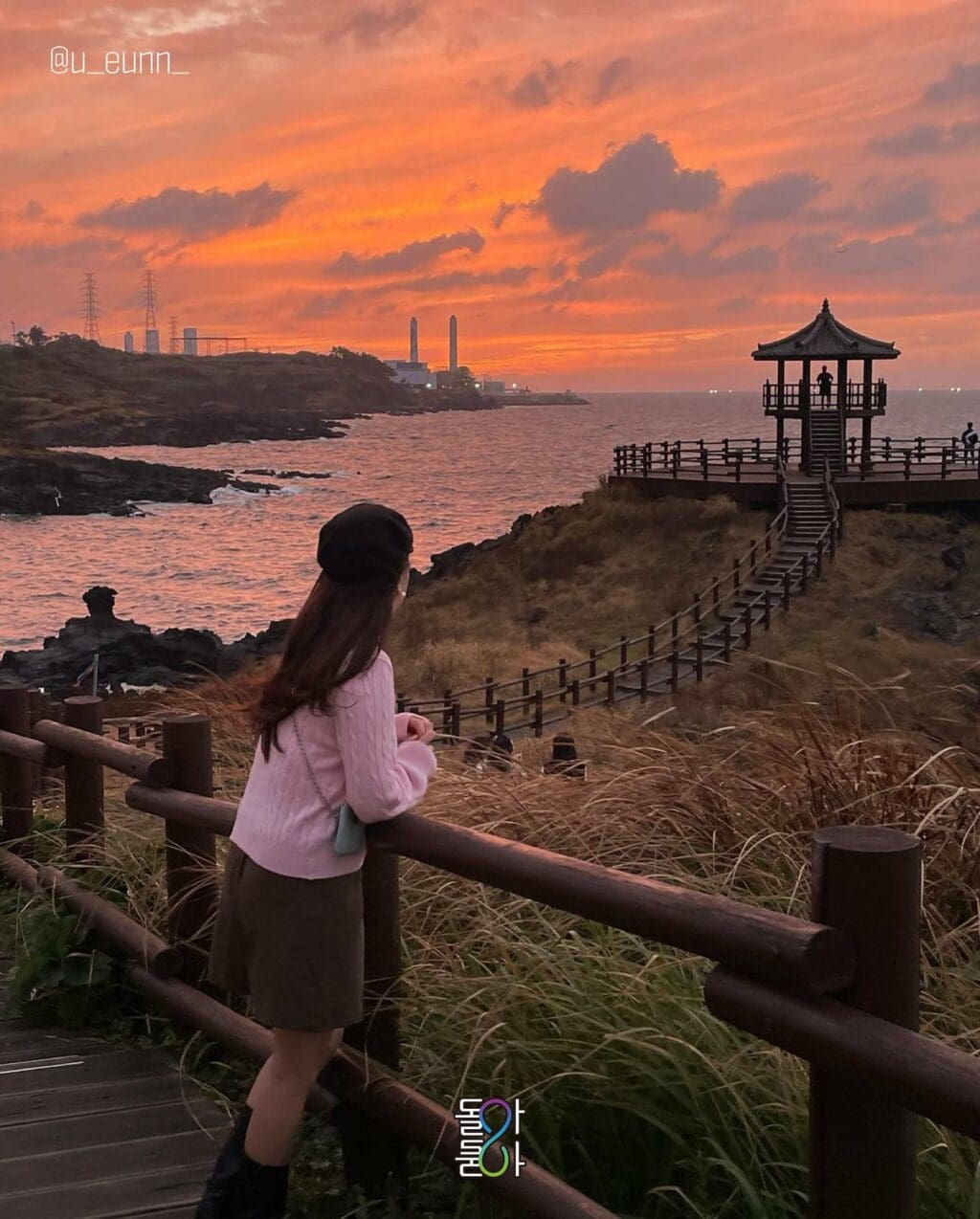 제주 출사 여행을 위한 아름다운 제주 여행지 22 제주 여행, 닭머르해안 일출 풍경, Photo from doladola_tour Instagram