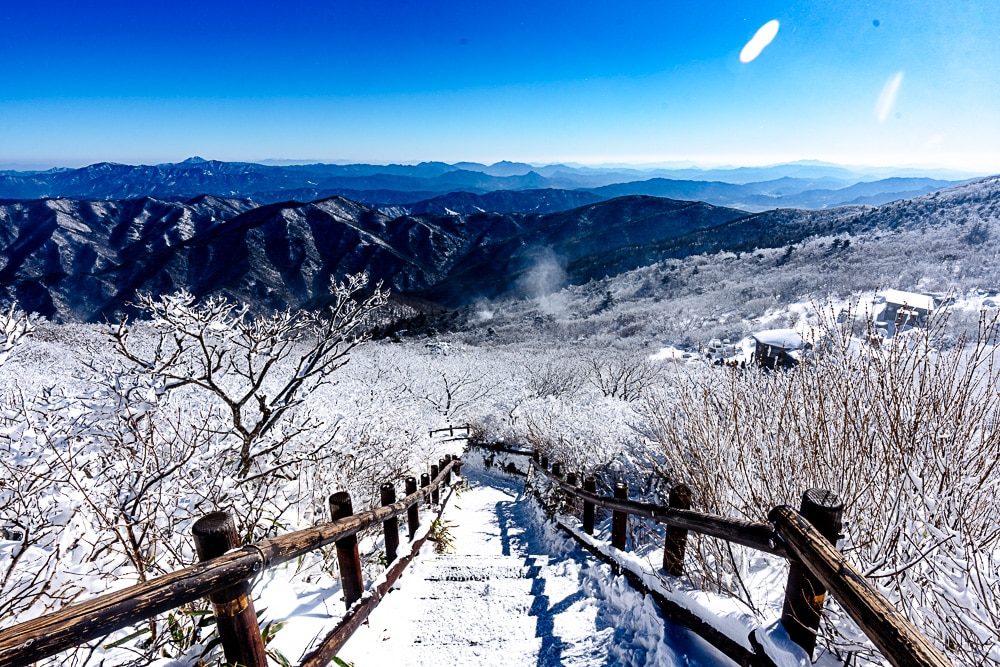 가족 겨울 산행 추천, 덕유산 케이블카를 타고 덕유산 향적봉을 다녀오다. 16