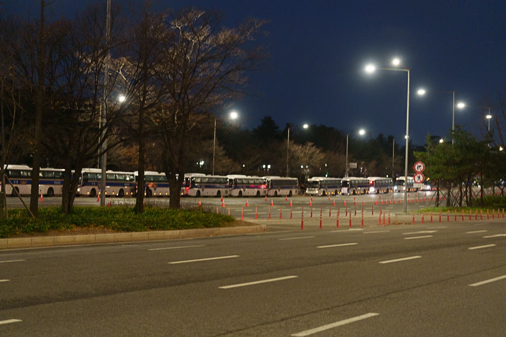 12.7 윤석렬 쿠데타에 대한 윤석렬 탄핵 집회의 풍경 19