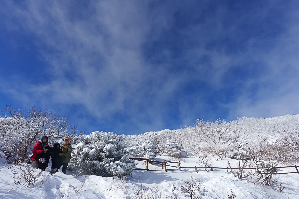 가족 겨울 산행 추천, 덕유산 케이블카를 타고 덕유산 향적봉을 다녀오다. 22