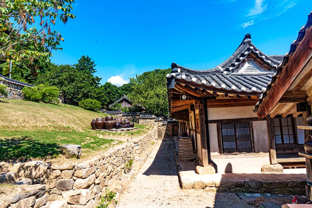 사계절 아름다운 논산 명재고택 배롱나무 풍광과 가을 풍광 소개 2