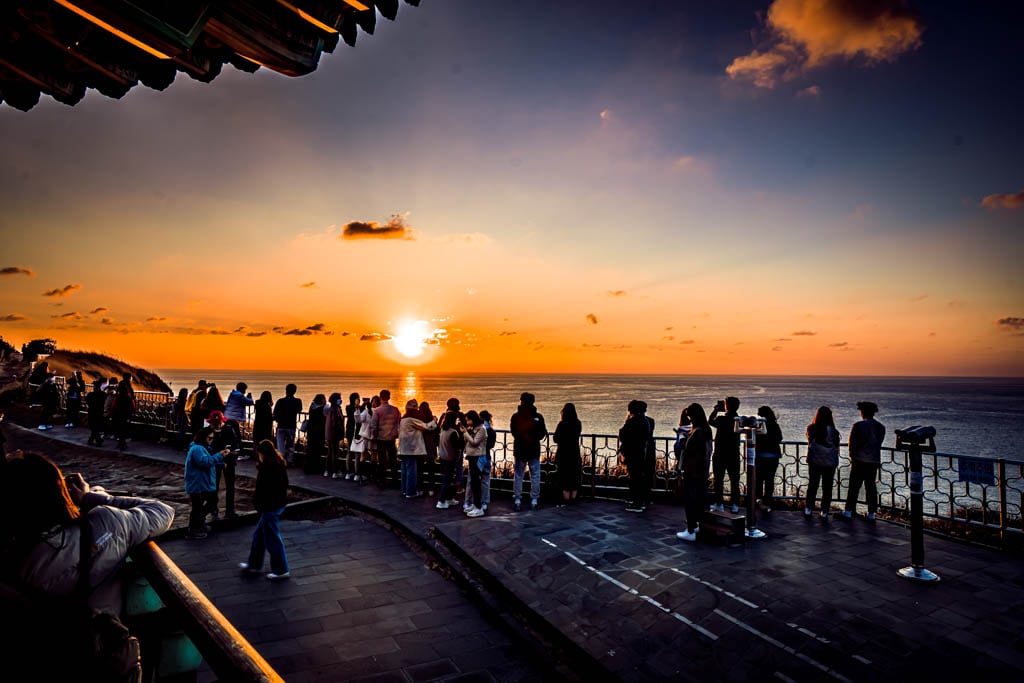 제주 노을 명소, 바람과 노을이 머무는 자리, 제주 수월봉 99