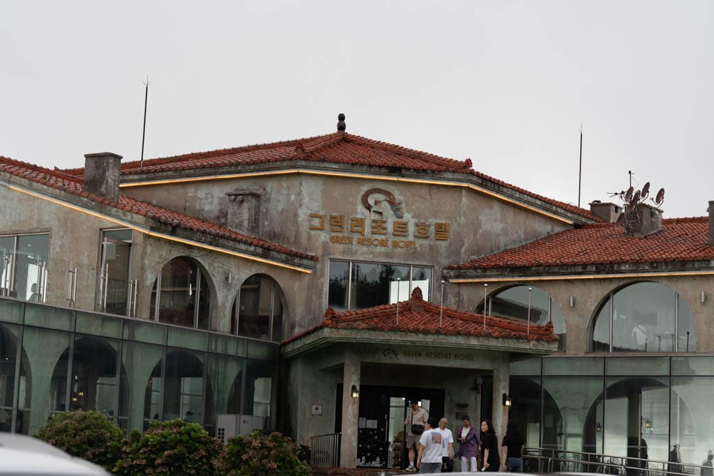 가을 제주여행 시 가볼만한 카페, 핑크뮬리 핫플 새별오름뷰 새빌 카페(새빌 제주) 28