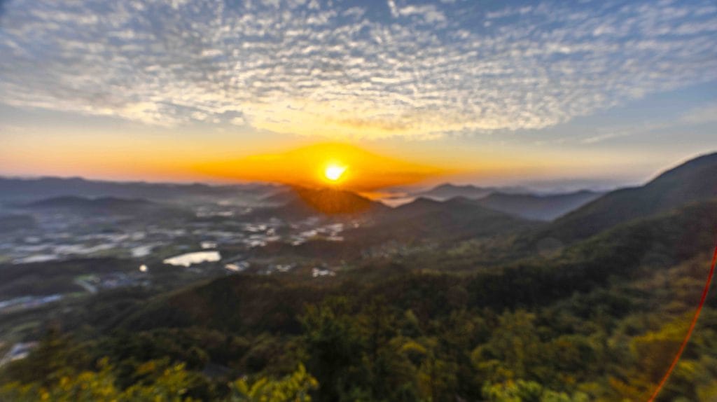 새벽길을 달려가 만난 옥천 용암사 운무대에서 만난 운해 29 새벽길을 달려가 만난 옥천 용암사 운무대에서 만난 운해 22