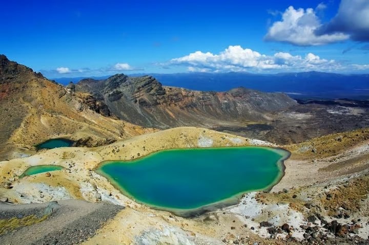 뉴질랜드 여행, 통가리로 에메랄드 레이크 — 이미지 출처 The Park Hotel Ruapehu