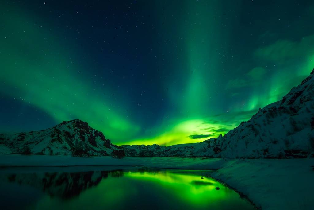 유럽 여행, 핀란드 여행, 인생 버킷리스트 오로라 여행,오로라 사진, Photo from PIXSABAY by 12019-iceland-2111811_1920